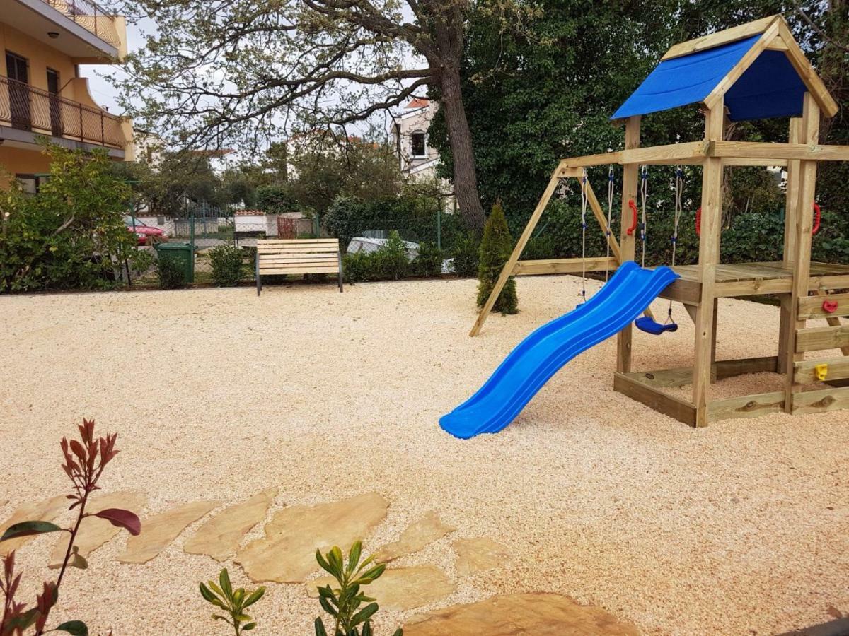 Apartments Katarina Водице Екстериор снимка